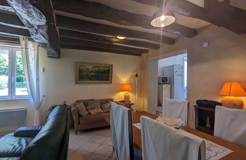 Sainte-Cecile Cottage | Peaceful lodging near Valençay and Beauval Zoo