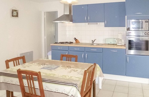 Saint-Marcouf House | Pet friendly home in St. Marcouf De L'Isle