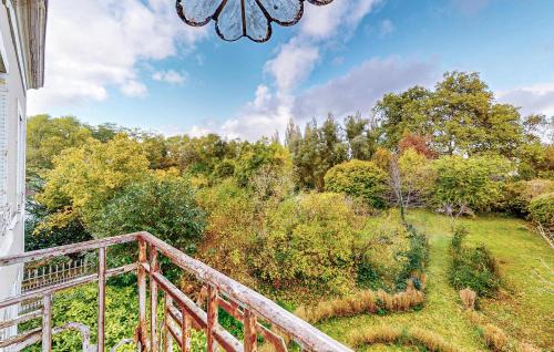 Chabris House | Pet Friendly Home In Chabris With Wifi