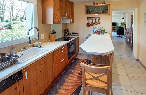 Locquenole House | Pet friendly home in Locquénolé with WiFi