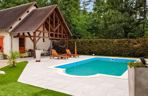 Salbris House | Pet friendly home in Salbris