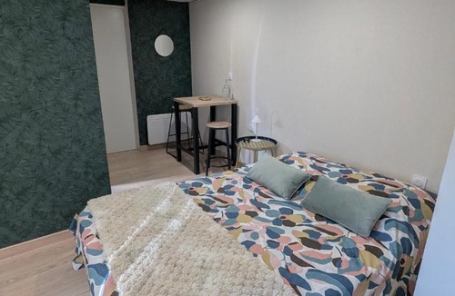 Blanzat Apartment | Petit appartement calme et confortable