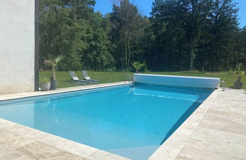 Chaumont-sur-Tharonne Cottage | Petite Maison au Cœur de la Forêt Avec Piscine