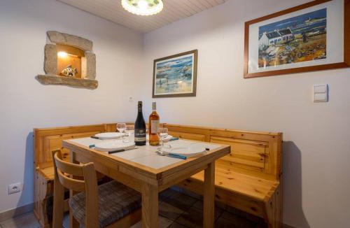Crach Villa | Petite maison 3 pièces à Crac'h - WIFI, animaux acceptés - FR-1-477-42