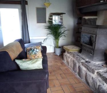 Commana House | Petite maison dans les Monts d'Arrée TY COZ