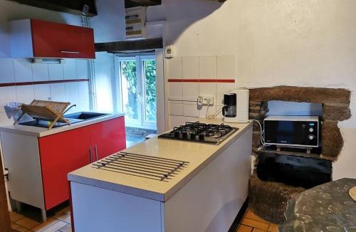 Commana House | Petite maison dans les Monts d'Arrée TY COZ