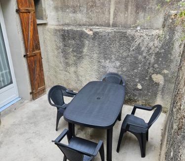 Cusset House | Petite maison design proche centre ville