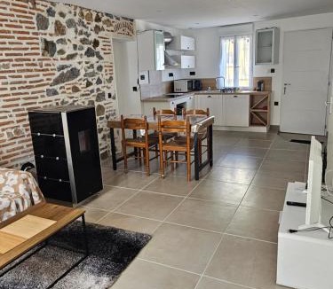 Cusset House | Petite maison design proche centre ville