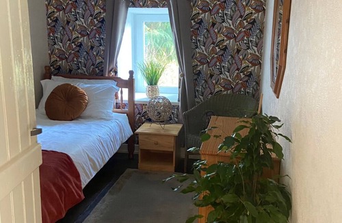 Plouguenast House | Pinabre - Rural farmhouse with great access to walking and cycling routes