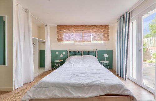 Le Tour-du-Parc House | Piscine interieure chauffee - parcs ostreicoles