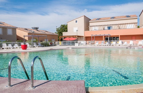 Latour-Bas-Elne Condo | Piscine sur place ! Appart avec Climatisation