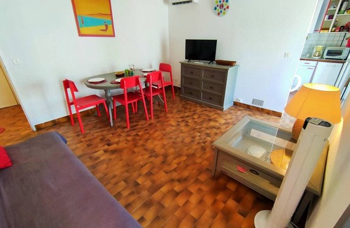 Le Port Apartment | Pleasant 3-Room Apartment with Terrace and Parking in Canet-Port