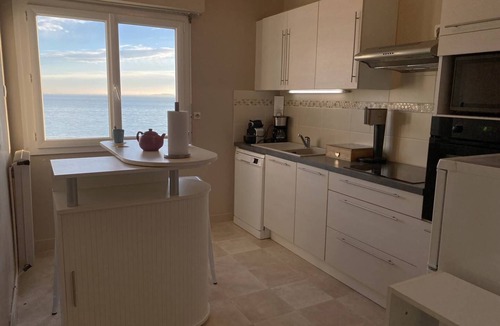 Saint-Cast-le-Guildo Apartment | Pleasant apartment with sea view for 4 people