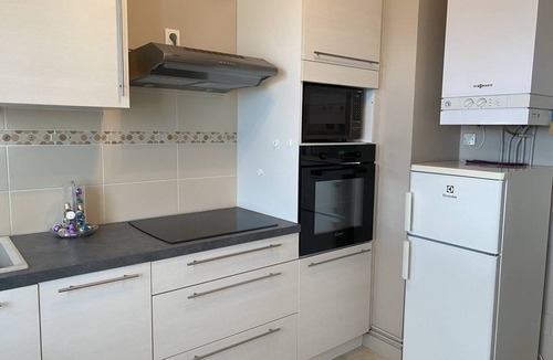 Saint-Cast-le-Guildo Apartment | Pleasant apartment with sea view for 4 people