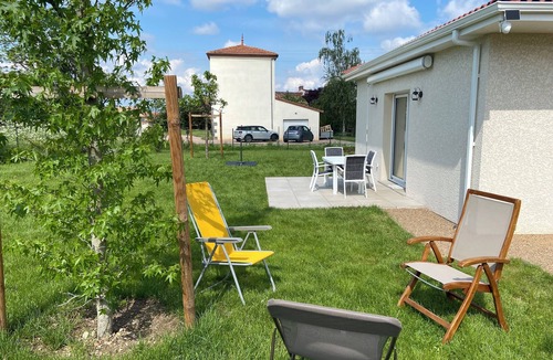 Culhat House | Pleasant gîte in Auvergne, 20 min. from Clermont Ferrand
