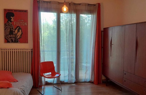 Naucelle House | Pleasant village house with garden