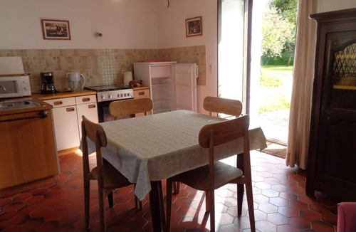 Plobannalec-Lesconil Cottage | Plobannalec Lesconil: House with garden