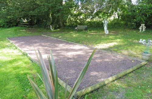 Cartigny l'Epinay House | Pond-side mobile home with private indoor pool, D-Day beaches.