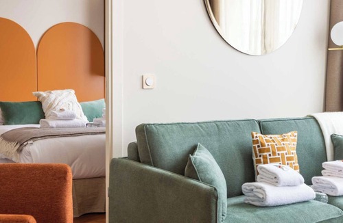 Croulebarbe Apartment | Port-royal Residence - Chic Apartment - 2br-4p