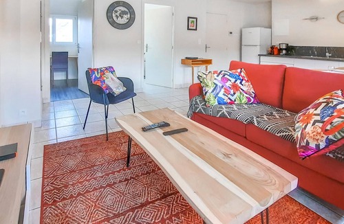 Quimperle Apartment | Practical, quiet vacation apartment.