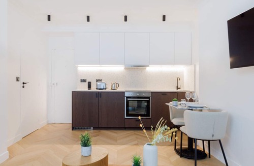 L'Europe Apartment | Premium-Charming -1bedroom-St Lazare-Opera Paris 8