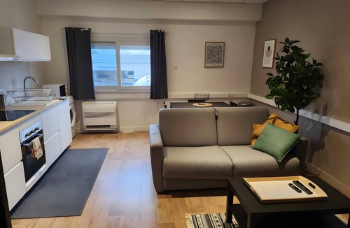 Saint-Martin-d'Heres Apartment | Premium Studio – Modern, Functional with Wi-Fi