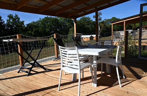 Martiel House | Prestige Mobile Home with Terrace for 4 People