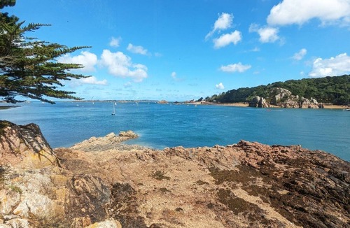 Le Ru House | Prestigious Escape to Île Koeur: A Private Luxury Paradise in Brittany