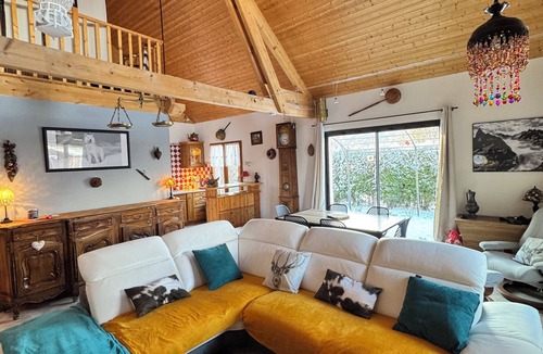 Saint-Eusebe-en-Champsaur Ski Chalet | Pretty cottage in the Parc des Ecrins Pets welcome