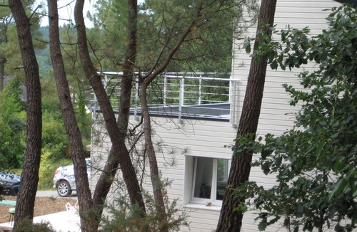 Cournon Bed & Breakfast | Pretty room between landscape and green nature