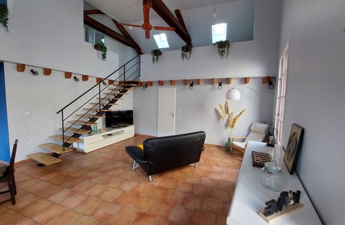 Luzech House | Pretty stone house in the heart of a Lotois village