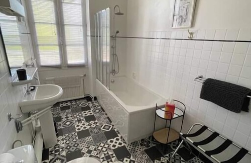 Excideuil Apartment | Private apartment with terrace and swimming pool