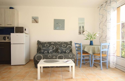 Barfleur Apartment | Private Garden in Barfleur - Ground Floor Apartment