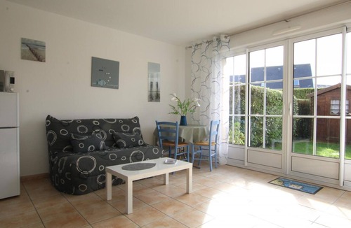 Barfleur Apartment | Private Garden in Barfleur - Ground Floor Apartment