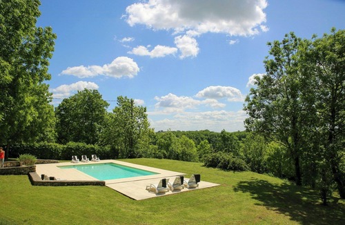 Monflanquin House | Private hamlet in Sud Périgord