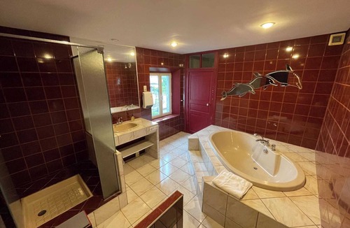Corbeilles Bed & Breakfast | Private suite at Domaine des Étoiles du Gâtinais