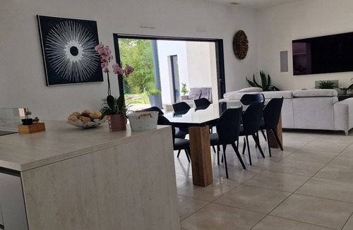 Oeyreluy Villa | 🔥PROMO Villa 10 Pers Piscine Chauffée Jacuzzi Proche Plages Landes & Pays Basque