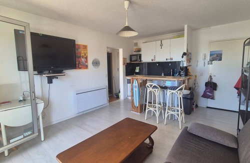 Le Port Apartment | Quai 12- 4Person apartment-marina view