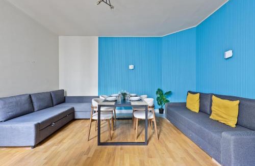 Quartier de la Monnaie Apartment | Quartier Luxembourg 1 Bedroom Apartment-Netflix