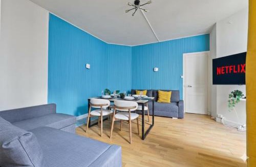 Quartier de la Monnaie Apartment | Quartier Luxembourg 1 Bedroom Apartment-Netflix