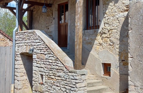 Champagny-sous-Uxelles Cottage | Quiet 3 * gîte for 4, Cluny, Tournus, Taizé, Cormatin, greenway
