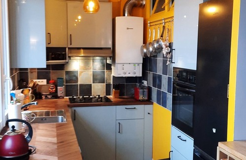 Gare Apartment | Quiet, bright apartment with private parking near central Paris