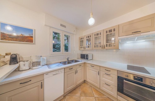Jardin des plantes Apartment | Quiet duplex with private garden and terrace