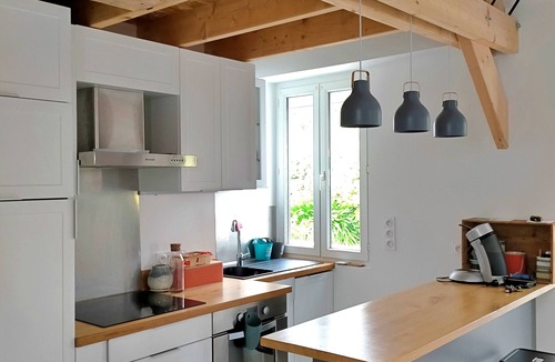 Saint-Pierre-Quiberon House | Quiet family home with enclosed garden, just a stone's throw from the sea!