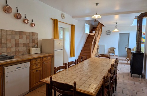Ouzouer-sur-Trezee Cottage | Quiet forest cottage near Gien, 3 bedrooms and 2 baths
