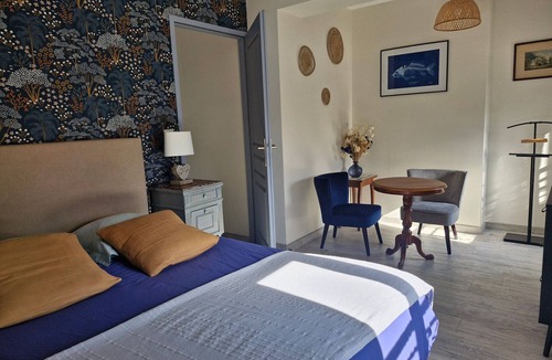 Briare Bed & Breakfast | Quiet Getaway with Views, Near Loire & Canal, Pet-Friendly, Ideal for Groups