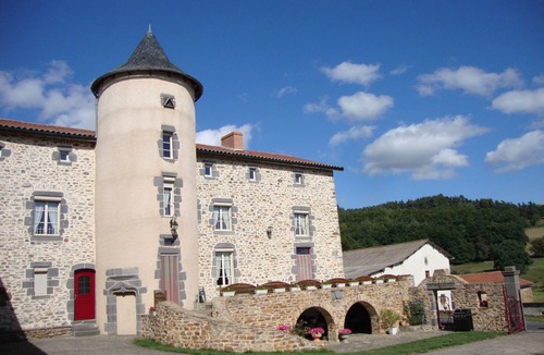 Coren House | Quiet holiday in Auvergne (discounts during August)