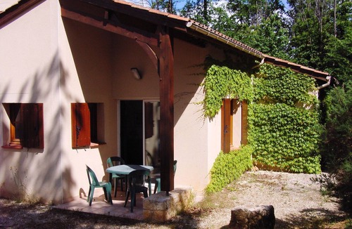 Gavaudun Villa | Quiet house in exceptionally beautiful Holiday Resort * in Dordogne-Lot