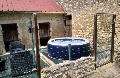 Arthon Cottage | Quiet house with large garden in Berry, near Châteauroux