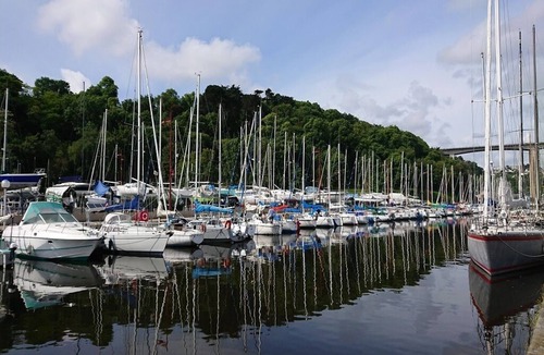 Plerin Apartment | Quiet neighborhood on the marina and GR34